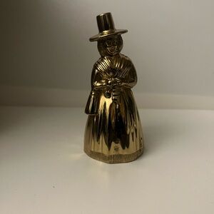 Elegant Gold Figurine - Home Accent